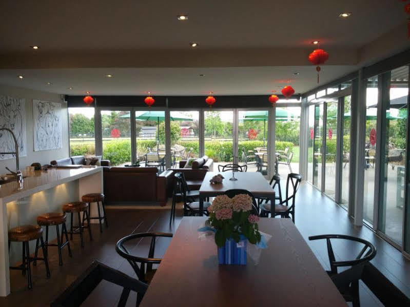 Auckland Karaka Country Retreat Hotell Eksteriør bilde
